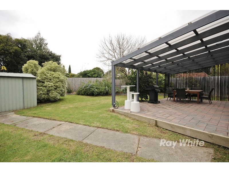 37 Blindcreek Lane, Wantirna South VIC 3152