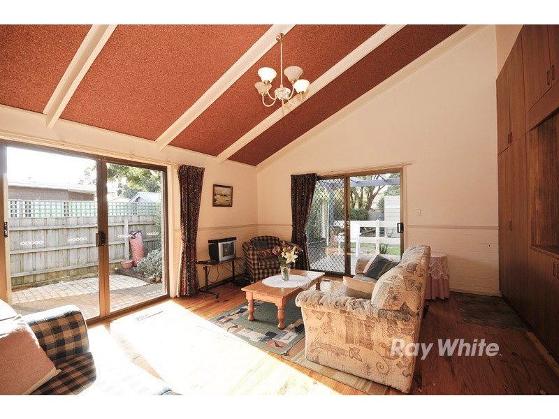 23 Fonteyn Drive, Wantirna South VIC 3152