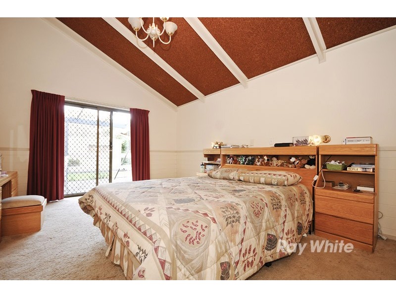 23 Fonteyn Drive, Wantirna South VIC 3152