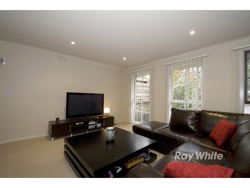 15 Sandhurst Road, Wantirna VIC 3152