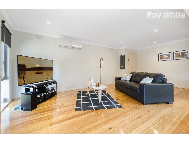 52 Lewis Road, Wantirna South VIC 3152