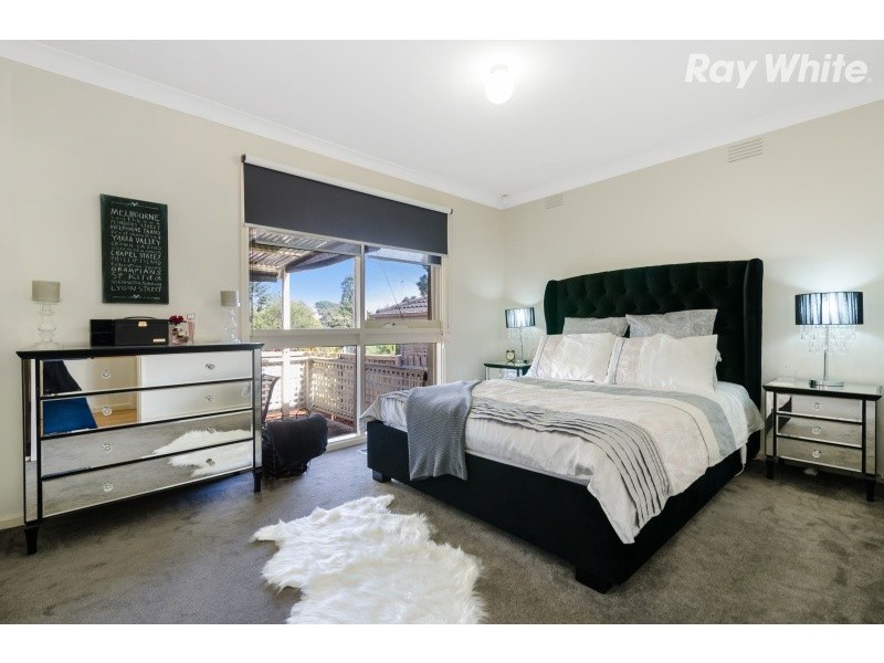 52 Lewis Road, Wantirna South VIC 3152