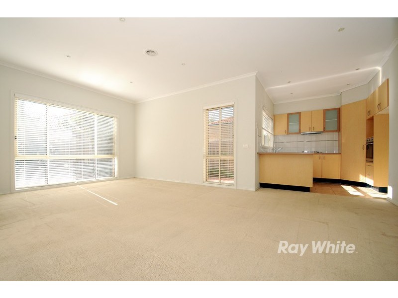 11 Cardwell Court, Ferntree Gully VIC 3156