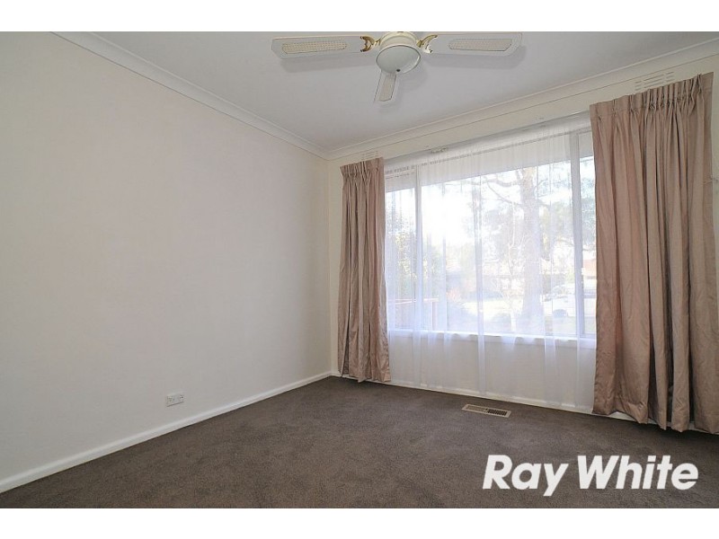17 Cumberland Avenue, Bayswater VIC 3153