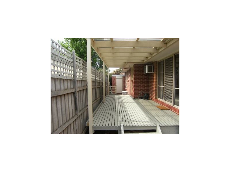 1/3 Don Court, Wantirna South VIC 3152