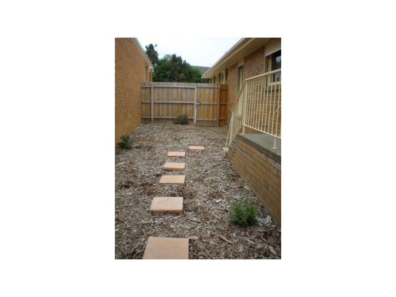 1/34 Stokes Road, Wantirna VIC 3152