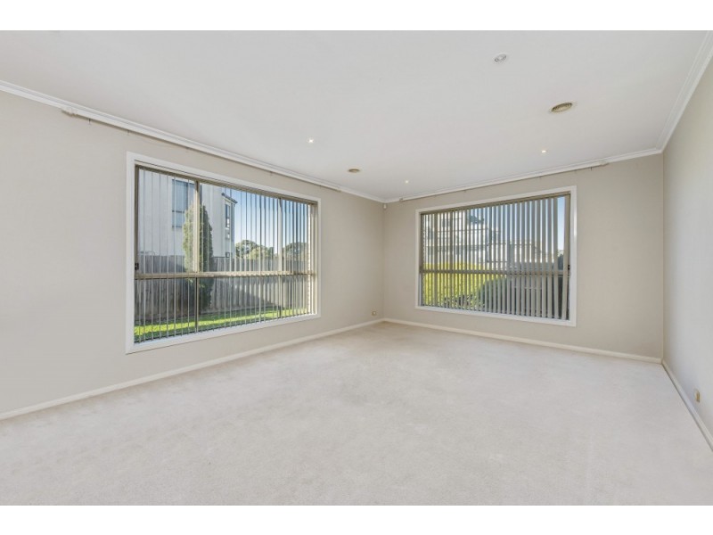 10 Kensington Place, Wantirna South VIC 3152