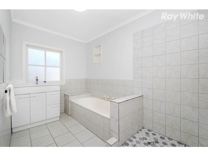 3 Harland Square, Wantirna VIC 3152