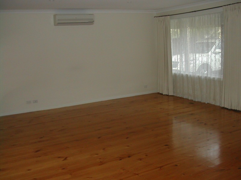 1/12  Bunnett Road, Knoxfield VIC 3180