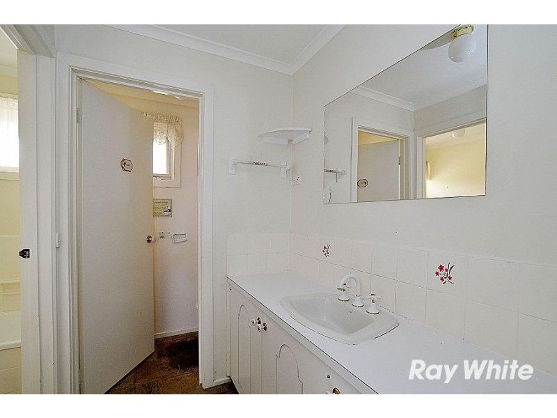 39 Mowbray Drive, Wantirna South VIC 3152