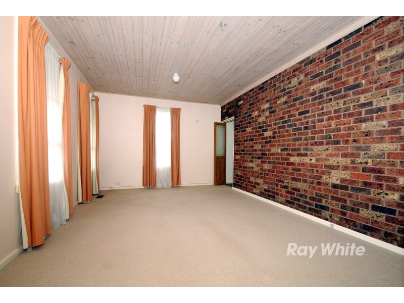 81 Wallace Road, Wantirna South VIC 3152