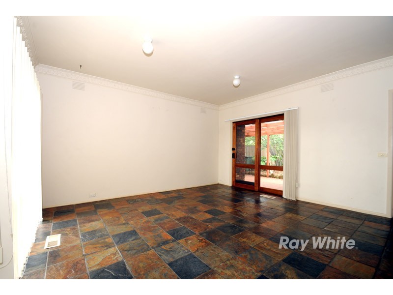 81 Wallace Road, Wantirna South VIC 3152
