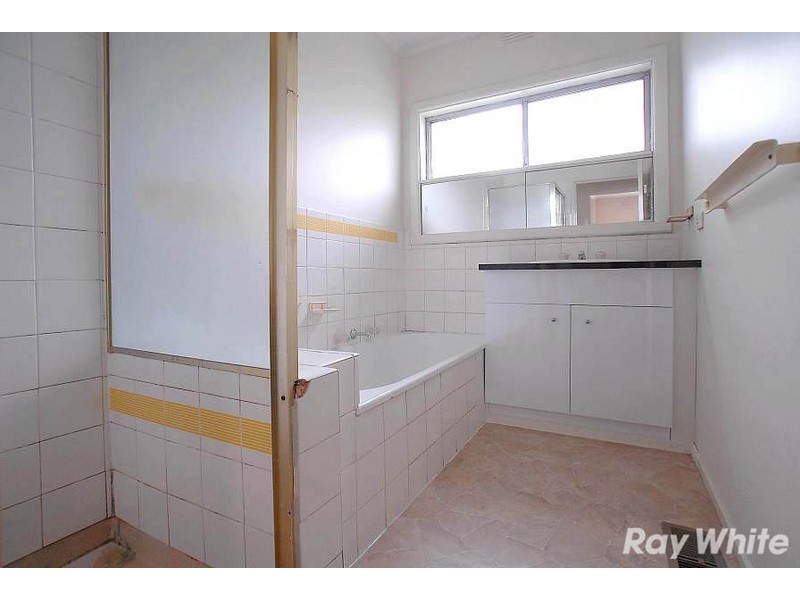 2 Coleman Road, Wantirna South VIC 3152