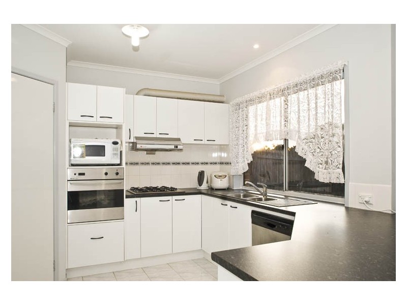 20 Earls Court, Wantirna South VIC 3152