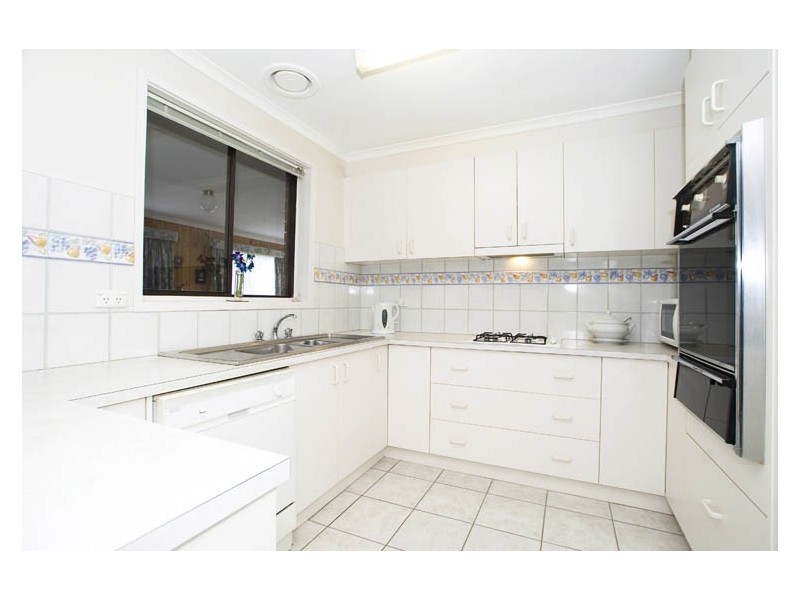 18 Birkenhead Avenue, Wantirna VIC 3152