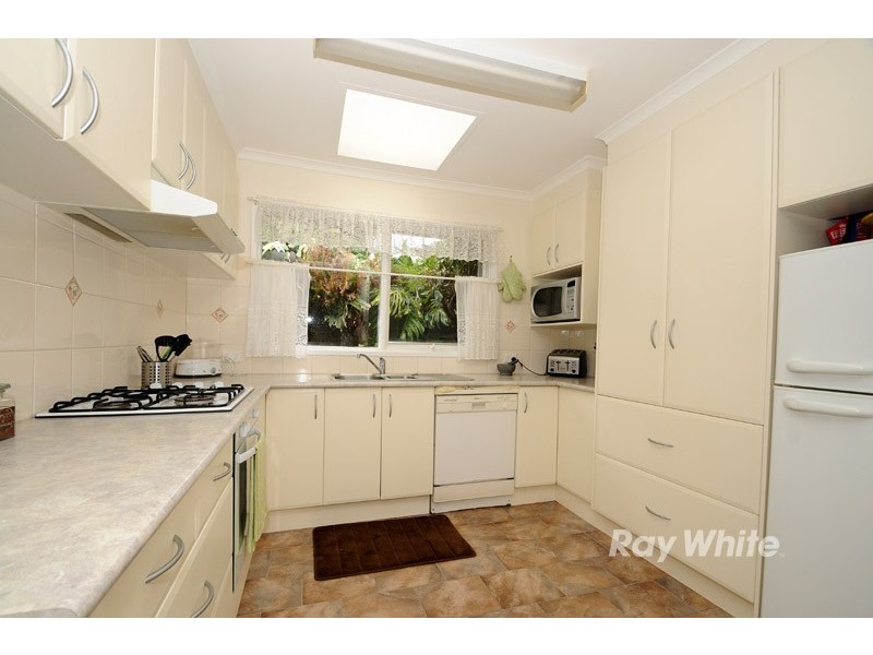 50 Currawa Drive, Boronia VIC 3155