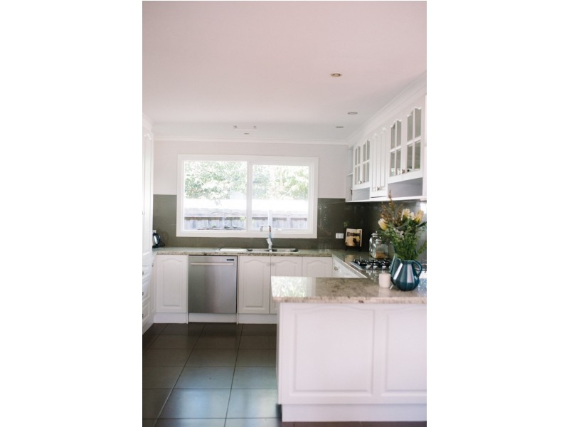 5 Warwick Close, Wantirna VIC 3152