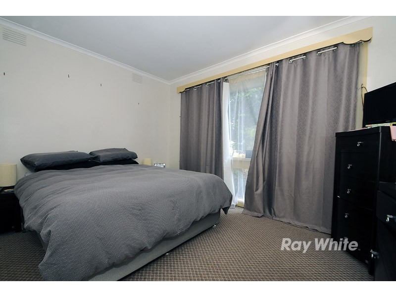 68 Chartwell Drive, Wantirna VIC 3152