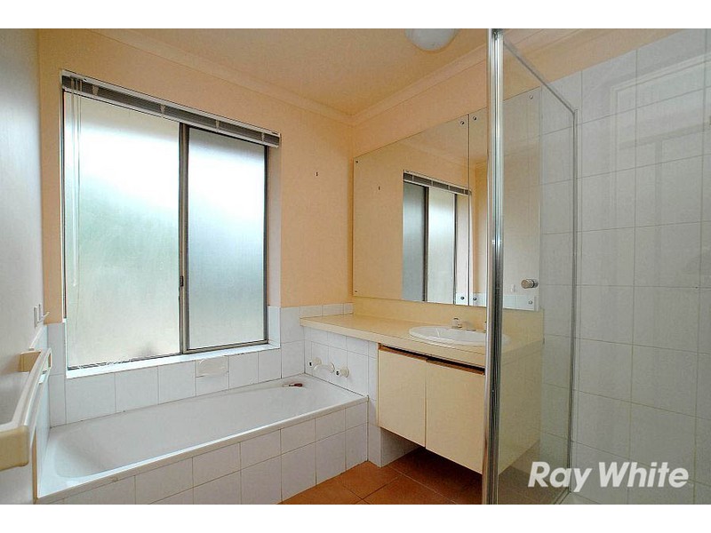 5 Larter Court, Wantirna South VIC 3152