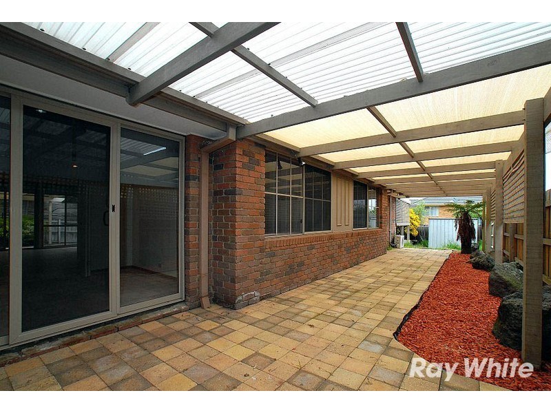 5 Larter Court, Wantirna South VIC 3152