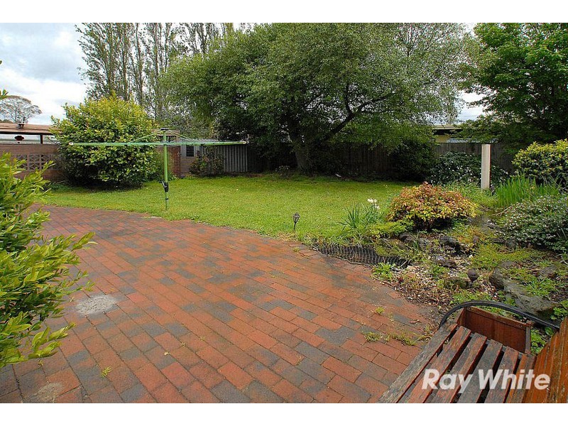 27 Sandra Court, Knoxfield VIC 3180