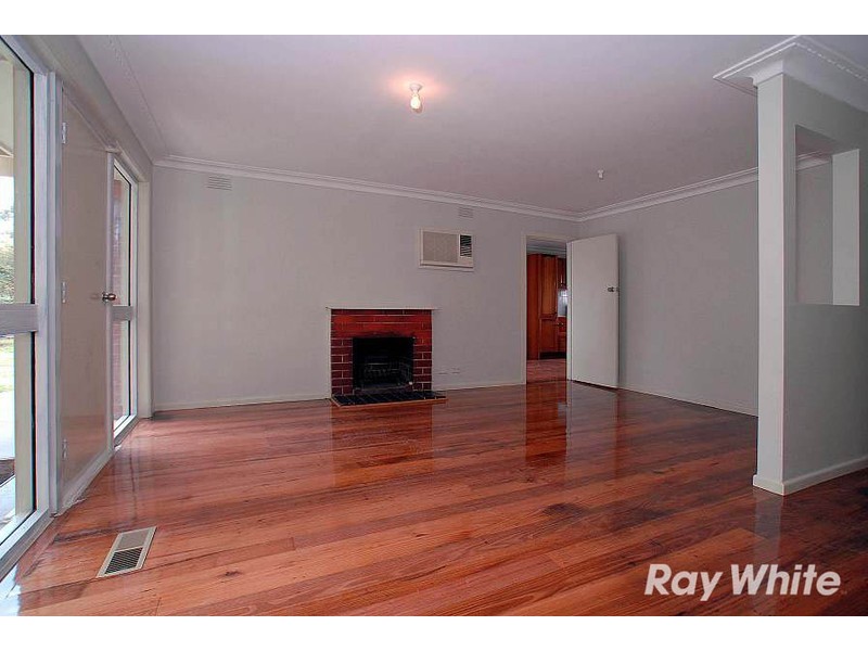 11 Henry Road, Wantirna South VIC 3152