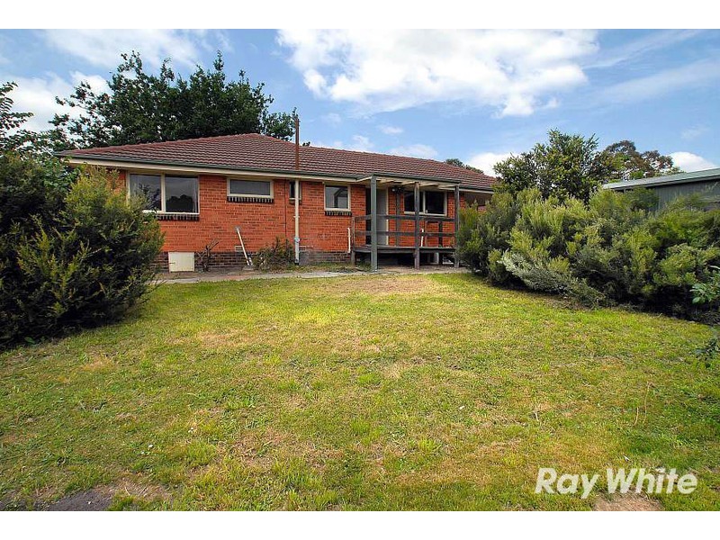 11 Henry Road, Wantirna South VIC 3152