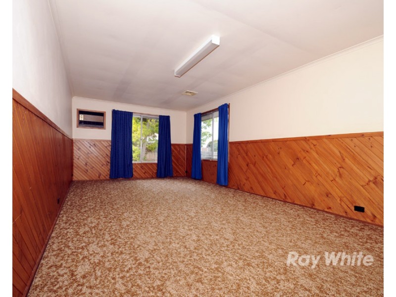 35 Michele Drive, Scoresby VIC 3179