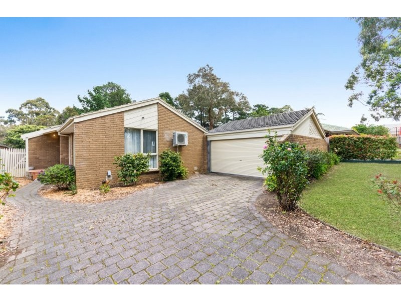 14 Benwerrin Drive, Wantirna VIC 3152