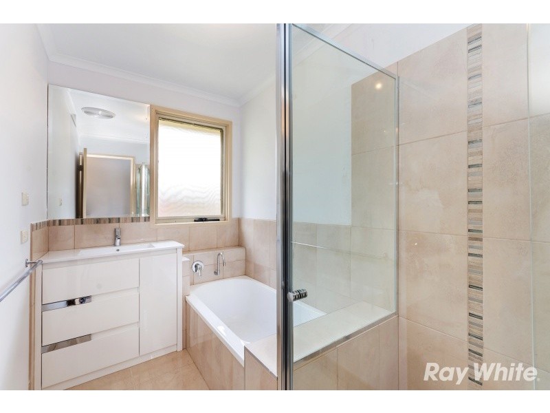 14 Benwerrin Drive, Wantirna VIC 3152
