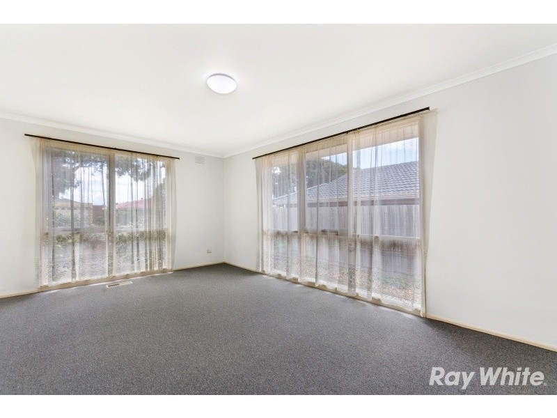 14 Benwerrin Drive, Wantirna VIC 3152