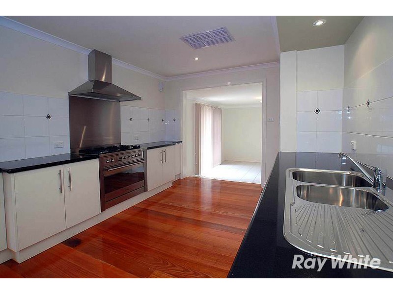 6 Vincent Street, Bayswater VIC 3153