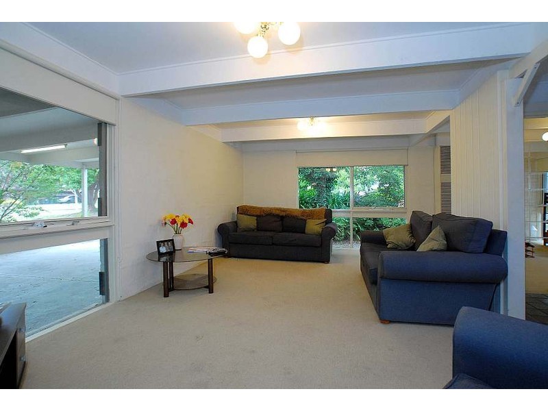 23 Brentwood Drive, Wantirna VIC 3152