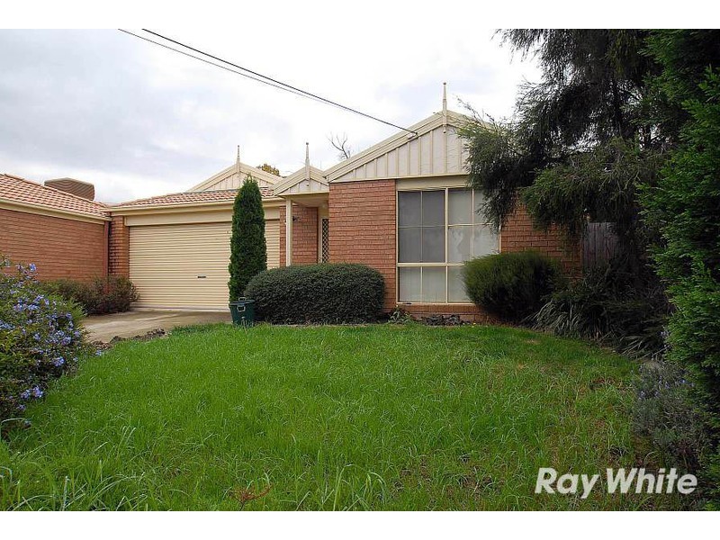 54 Laura Road, Knoxfield VIC 3180
