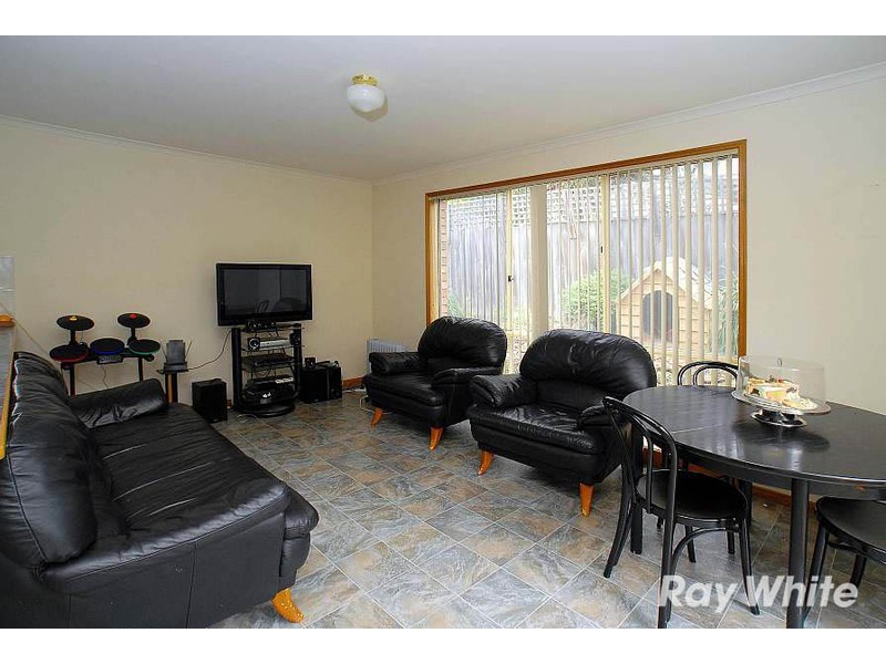 54 Laura Road, Knoxfield VIC 3180