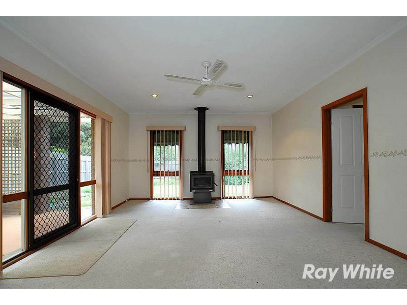 3 Gum Court, Knoxfield VIC 3180