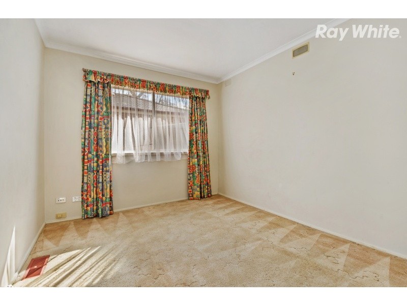 11 Hillview Drive, Kilsyth VIC 3137