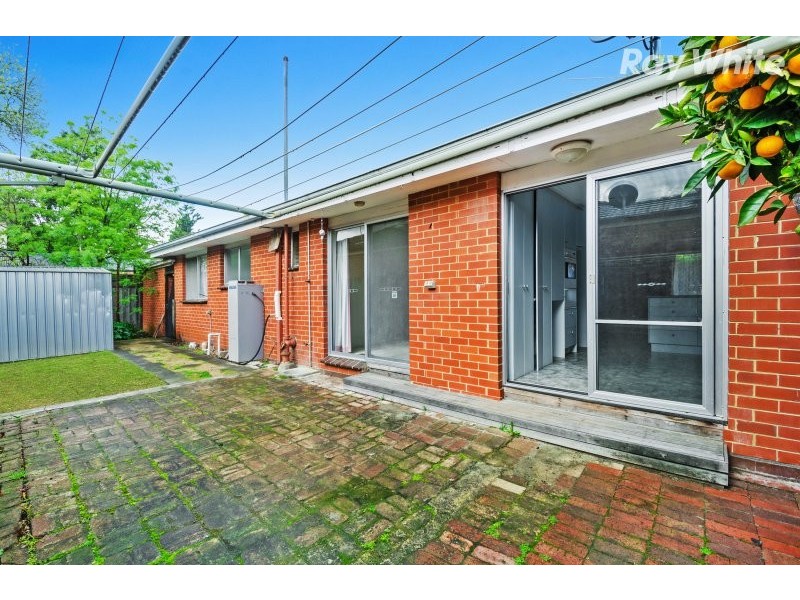 11 Hillview Drive, Kilsyth VIC 3137