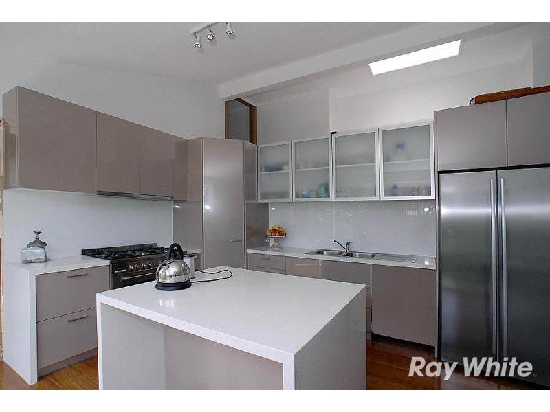 48 Milpera Crescent, Wantirna VIC 3152