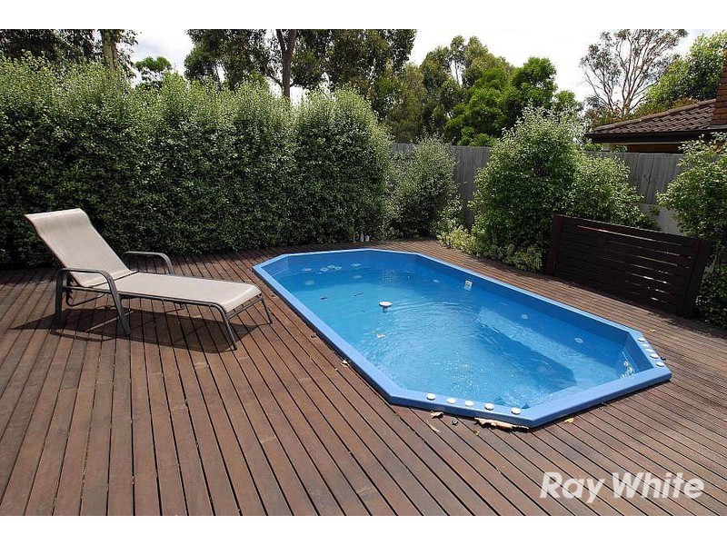 48 Milpera Crescent, Wantirna VIC 3152