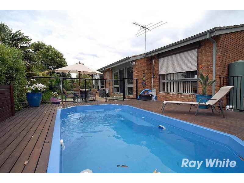 48 Milpera Crescent, Wantirna VIC 3152