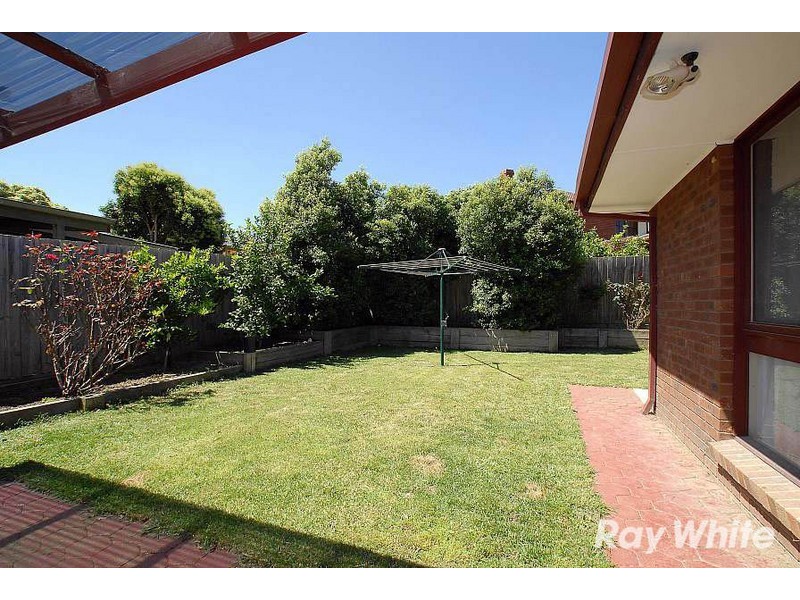 26 Tintern Crescent, Wantirna South VIC 3152