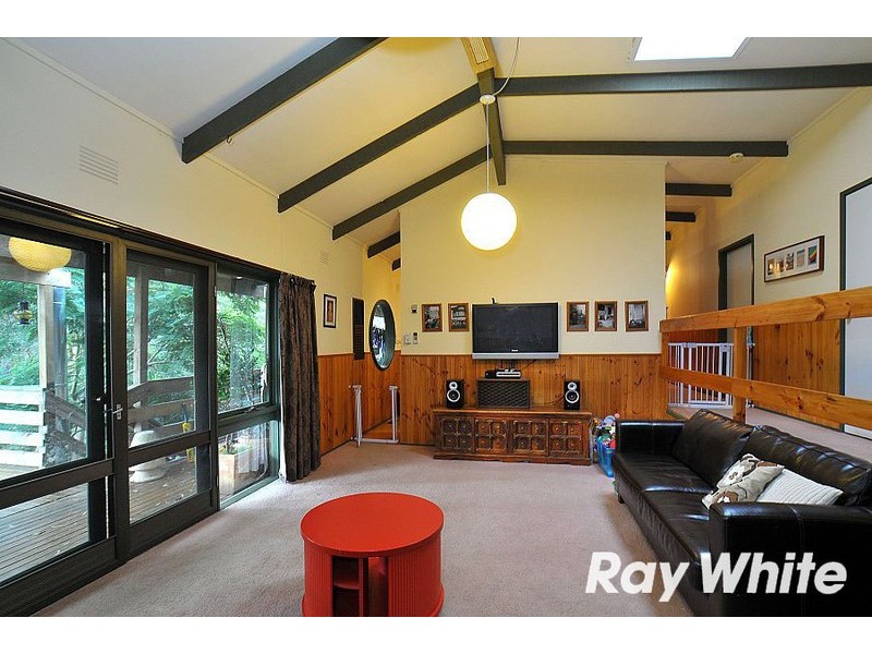 15 Wynette Avenue, Upper Ferntree Gully VIC 3156