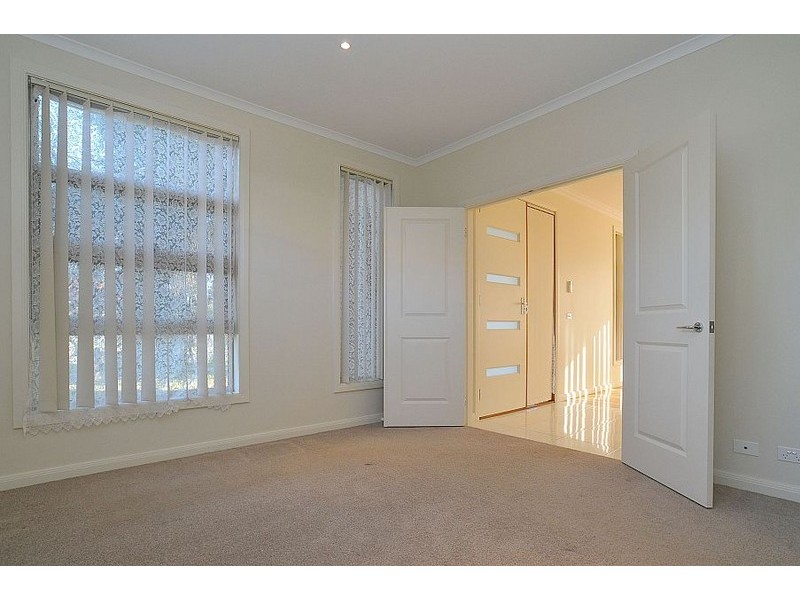 1/17 Tyner Road, Wantirna South VIC 3152