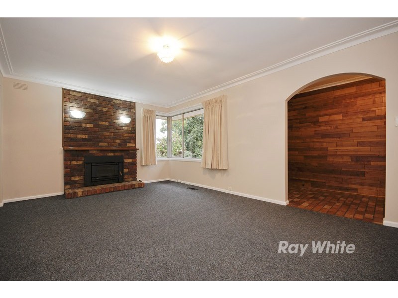 2 Hertford Court, Wantirna South VIC 3152