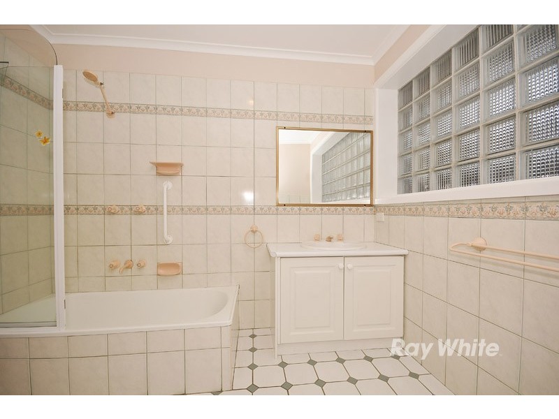 2 Hertford Court, Wantirna South VIC 3152