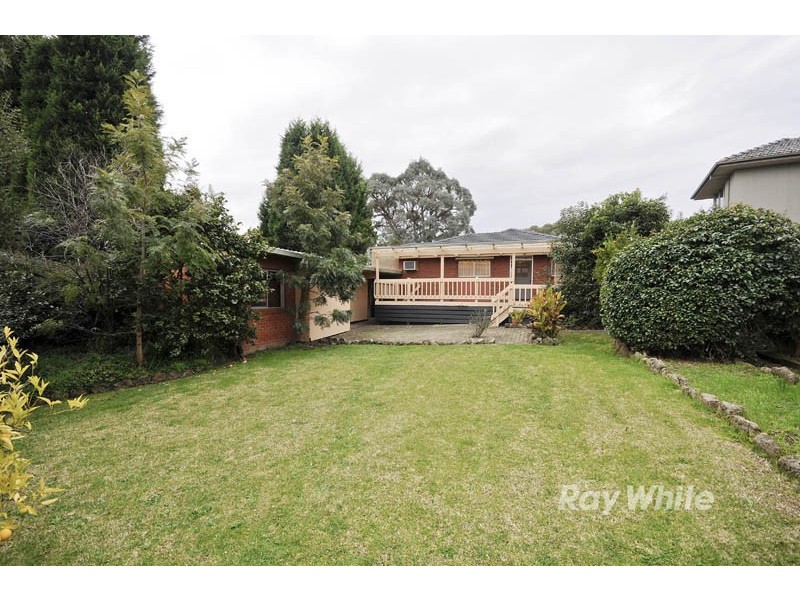 2 Hertford Court, Wantirna South VIC 3152