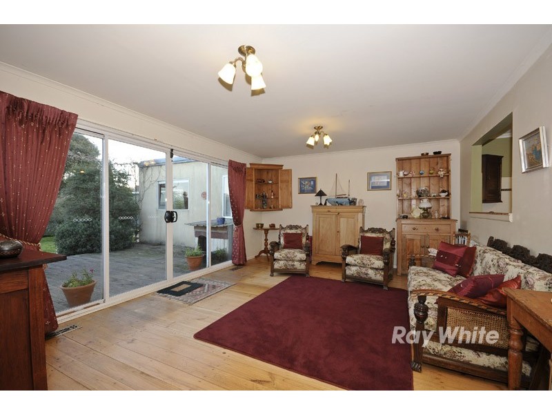 34 Kirrawee Avenue, Wantirna South VIC 3152