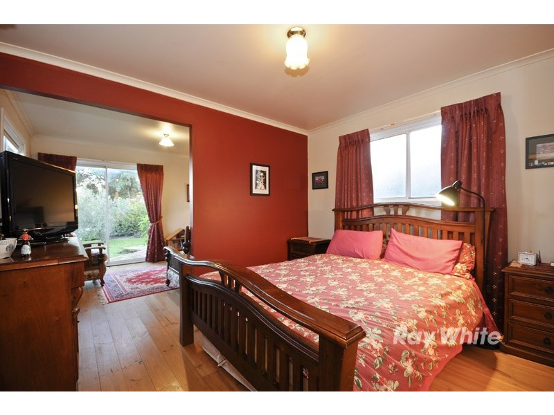 34 Kirrawee Avenue, Wantirna South VIC 3152