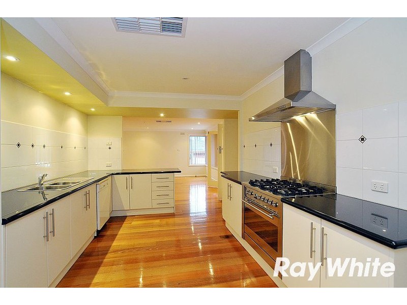 6 Vincent Street, Bayswater VIC 3153